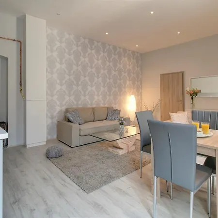 Paulay Downtown Apartment